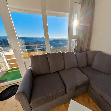 Martina Mit Pool Und Sauna Apartman